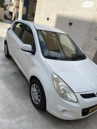 יונדאי i20 Inspire אוט' 1.4 (100 כ"ס) [2009-2015] בנזין 2012 למכירה בקרית אתא