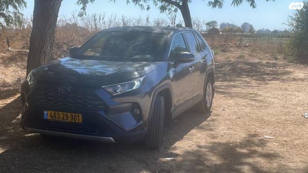 טויוטה RAV4 הייבריד E-xperience הייבריד 5 דל' אוט' 2.5 (178 כ''ס) בנזין 2019 למכירה בפתח תקווה