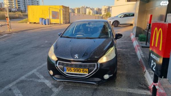 פיג'ו 208 Active אוט' 1.6 (120 כ"ס) בנזין 2014 למכירה בעפולה