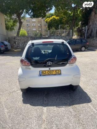 טויוטה אייגו (AYGO) Plus רובוטית 1.0 (69 כ''ס) בנזין 2013 למכירה בשדרות