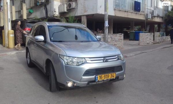 מיצובישי אאוטלנדר Instyle אוט' 7 מק' 2.0 (150 כ"ס) בנזין 2015 למכירה בבני ברק