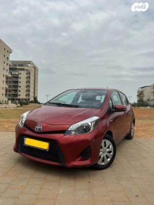 טויוטה יאריס הייבריד Hybrid אוט' 1.5 (74 כ''ס) בנזין 2013 למכירה בפתח תקווה