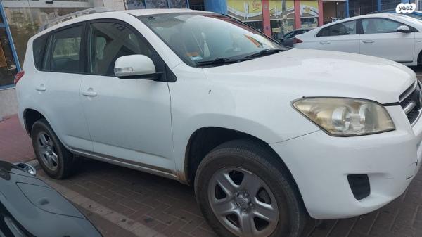 טויוטה RAV4 ארוך 4X4 GLI אוט' 2.0 (158 כ''ס) בנזין 2009 למכירה בנתניה