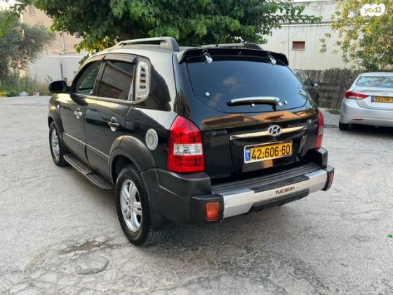 יונדאי טוסון 4X4 GLS LTH אוט' בנזין 2.7 (175 כ''ס) בנזין 2006 למכירה בסח'נין