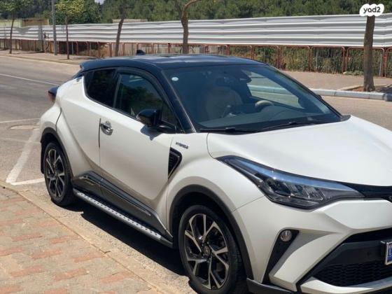 טויוטה C-HR Chic הייבריד אוט' 1.8 (98 כ"ס) בנזין 2021 למכירה בצפת