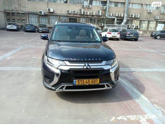 מיצובישי אאוטלנדר Premium אוט' 7 מק' 2.0 (150 כ''ס) בנזין 2018 למכירה באבן יהודה