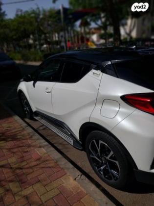 טויוטה C-HR Chic הייבריד אוט' 1.8 (98 כ"ס) בנזין 2019 למכירה בקרית ביאליק