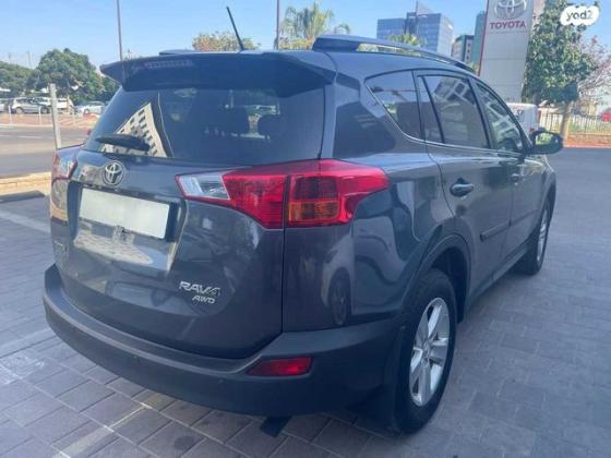 טויוטה RAV4 ארוך 4X4 Premium אוט' 2.0 (151 כ''ס) בנזין 2014 למכירה ברעננה