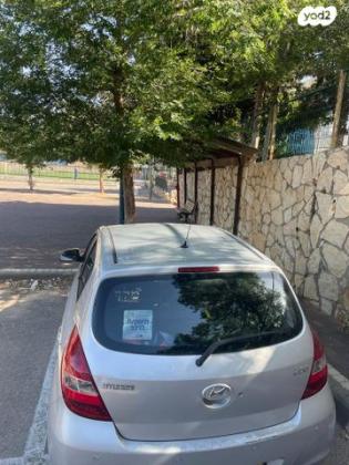 יונדאי i20 Instyle אוט' 1.4 (100 כ''ס) בנזין 2012 למכירה במודיעין מכבים רעות