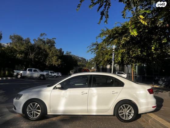 פולקסווגן ג'טה Trendline אוט' 1.2 (105 כ"ס) בנזין 2015 למכירה בחיפה