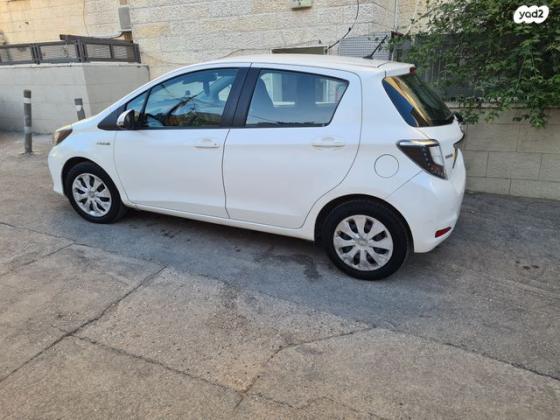 טויוטה יאריס הייבריד Hybrid אוט' 1.5 (74 כ''ס) בנזין 2012 למכירה בירושלים