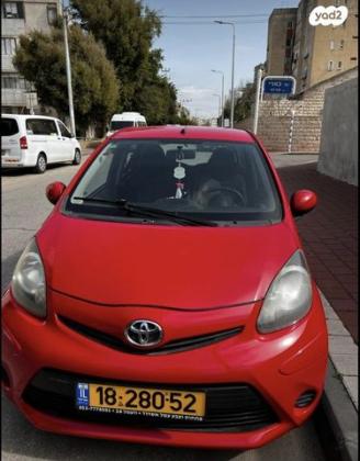 טויוטה אייגו (AYGO) Plus רובוטית 1.0 (69 כ''ס) בנזין 2013 למכירה באופקים