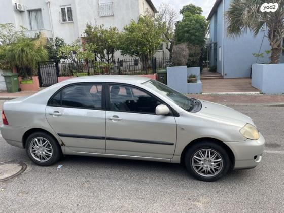 טויוטה קורולה Sun אוט' 1.6 (110 כ''ס) בנזין 2006 למכירה בכפר סבא