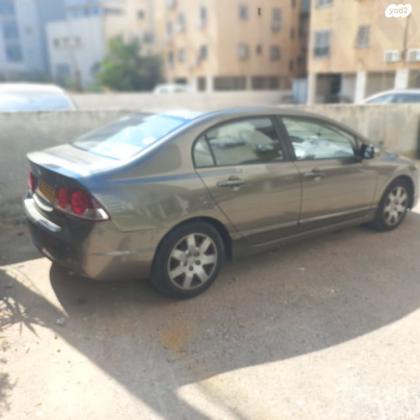 הונדה סיוויק האצ'בק החדשה Sport אוט' 1.8 (140 כ''ס) בנזין 2008 למכירה בנתניה