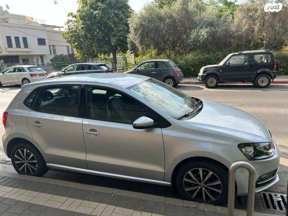 פולקסווגן פולו Comfortline אוט' 1.2 (90 כ''ס) בנזין 2017 למכירה בתל אביב יפו