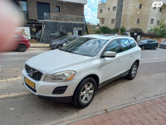 וולוו XC60 T5 Active סטיישן אוט' 2.0 (240 כ"ס) בנזין 2013 למכירה בראשון לציון