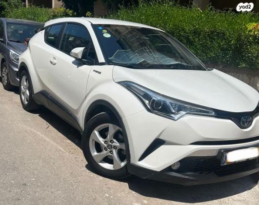 טויוטה C-HR City הייבריד אוט' 1.8 (98 כ"ס) בנזין 2018 למכירה בתל אביב יפו