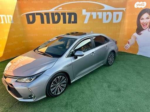 טויוטה קורולה הייבריד Limited סדאן אוט' 1.8 (98 כ''ס) בנזין 2021 למכירה בירכא