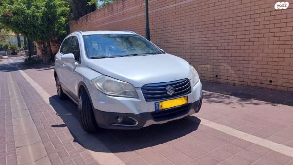 סוזוקי SX4 קרוסאובר GLX אוט' 1.6 (118 כ''ס) בנזין 2015 למכירה בגני תקווה