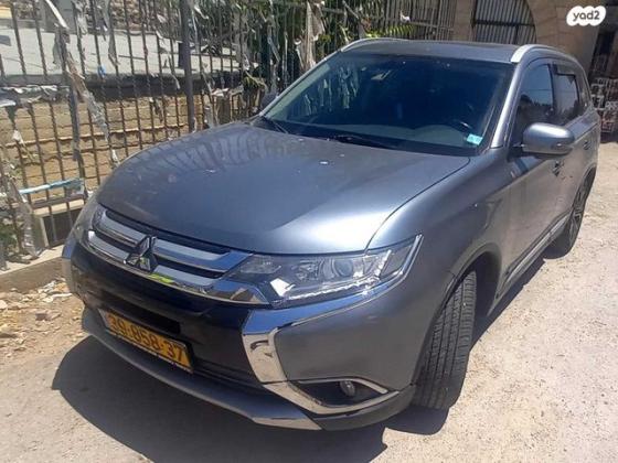 מיצובישי אאוטלנדר Premium אוט' 7 מק' 2.0 (150 כ''ס) בנזין 2016 למכירה בירושלים