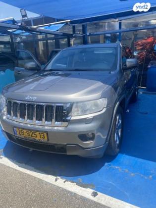 ג'יפ / Jeep גרנד צ'ירוקי 4X4 Laredo אוט' 3.6 (282 כ''ס) בנזין 2012 למכירה בחולון