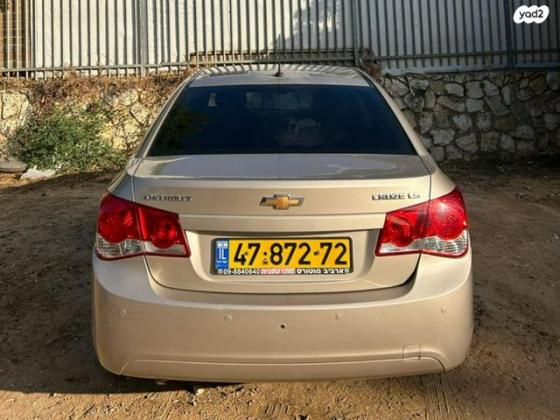 שברולט קרוז LS סדאן אוט' 1.6 (124 כ"ס) בנזין 2011 למכירה בחולון