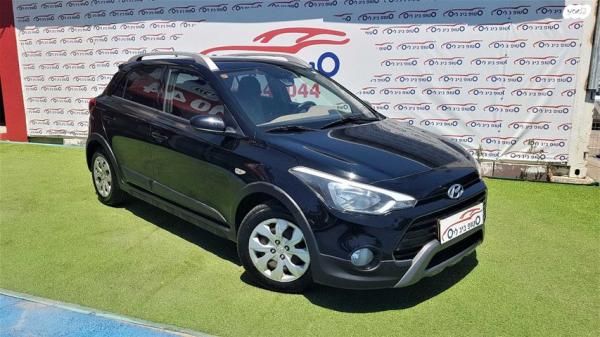 יונדאי i20 קרוס Cross Inspire אוט' 1.4 (100 כ"ס) בנזין 2016 למכירה בפתח תקווה