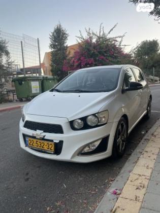 שברולט סוניק RS הצ'בק אוט' 1.4 (140 כ"ס) בנזין 2014 למכירה בקרני שומרון