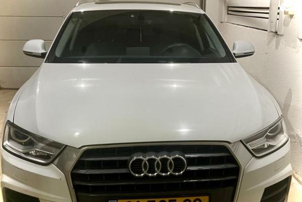 אאודי Q3 Luxury אוט' 1.4 (150 כ''ס) בנזין 2017 למכירה בטירה