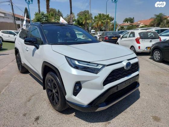 טויוטה RAV4 הייבריד E-motion Sky הייבריד אוט' 2.5 (178 כ''ס) בנזין 2023 למכירה ברמלה