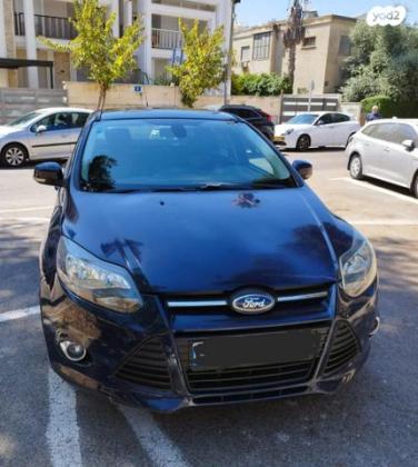 פורד פוקוס Sport סדאן אוט' 1.6 (125 כ"ס) בנזין 2011 למכירה בחיפה