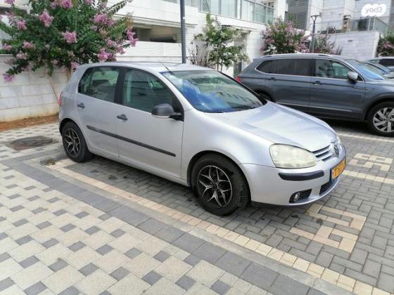 פולקסווגן גולף Trendline אוט' 5 דל' 1.6 (102 כ''ס) בנזין 2008 למכירה בטירת כרמל