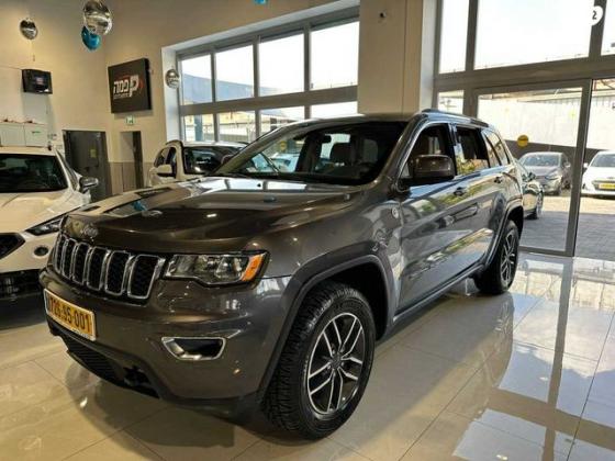 ג'יפ / Jeep גרנד צ'ירוקי 4X4 Laredo אוט' 5 מק' 3.6 (286 כ''ס) בנזין 2019 למכירה בראשון לציון