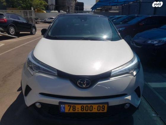 טויוטה C-HR Chic הייבריד אוט' 1.8 (98 כ"ס) בנזין 2017 למכירה בחיפה