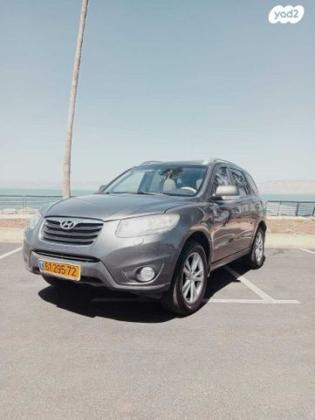 יונדאי סנטה פה 4X4 Luxury אוט' דיזל 7 מק' 2.2 (197 כ''ס) דיזל 2010 למכירה בטבריה