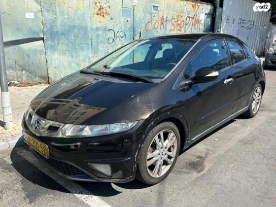 הונדה סיוויק האצ'בק החדשה Sport אוט' 1.8 (140 כ''ס) בנזין 2009 למכירה בתל אביב יפו