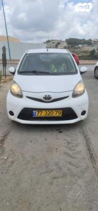 טויוטה אייגו (AYGO) Plus רובוטית 1.0 (69 כ''ס) בנזין 2012 למכירה במעלות תרשיחא