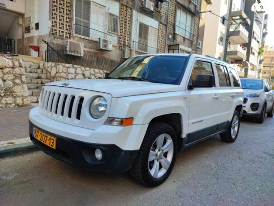 ג'יפ / Jeep פטריוט 4X4 Sport אוט' 2.4 (170 כ''ס) בנזין 2012 למכירה בפתח תקווה