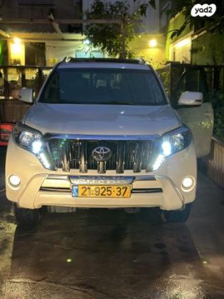 טויוטה לנד קרוזר ארוך 4X4 Luxury אוט' דיזל 7 מק' 2.8 (177 כ"ס) דיזל 2016 למכירה בטייבה