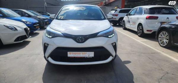 טויוטה C-HR Club הייבריד אוט' 1.8 (98 כ''ס) בנזין 2021 למכירה בראשון לציון