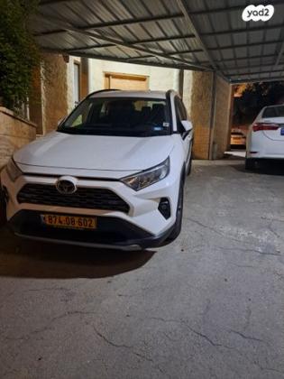 טויוטה RAV4 ארוך 4X4 Experience אוט' 2.0 (175 כ''ס) בנזין 2022 למכירה בקרית טבעון