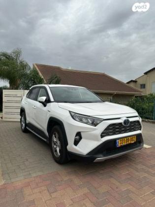 טויוטה RAV4 הייבריד E-xperience הייבריד 5 דל' אוט' 2.5 (178 כ''ס) בנזין 2021 למכירה בטבריה