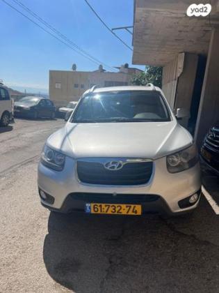 יונדאי סנטה פה 4X4 Executive אוט' דיזל 7 מק' 2.2 (197 כ''ס) דיזל 2011 למכירה בנצרת