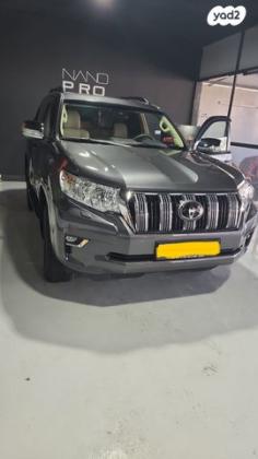 טויוטה לנד קרוזר קצר 4X4 Luxury SWB אוט' 3 דלתות דיזל 2.8 (204 כ''ס) דיזל 2022 למכירה בכפר קרע