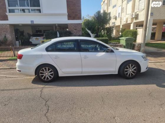 פולקסווגן ג'טה Trendline אוט' 1.2 (105 כ"ס) בנזין 2012 למכירה בקרית ביאליק