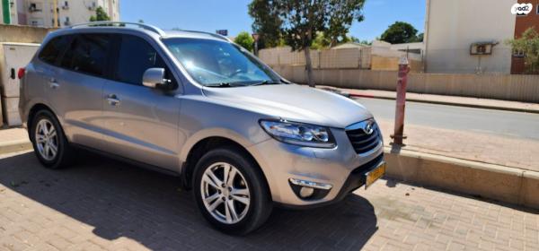 יונדאי סנטה פה 4X4 Luxury אוט' דיזל 7 מק' 2.2 (197 כ''ס) דיזל 2010 למכירה בדימונה