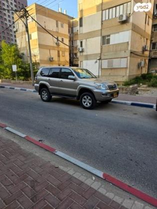 טויוטה לנד קרוזר ארוך 4X4 STD אוט' דיזל 8 מק' 3.0 (166 כ''ס) דיזל 2004 למכירה בבאר שבע