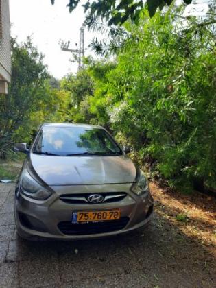 יונדאי i25 Inspire אוט' 1.6 (124 כ"ס) בנזין 2012 למכירה בכפר שמריהו