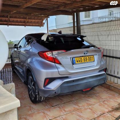 טויוטה C-HR Chic הייבריד אוט' 1.8 (98 כ"ס) בנזין 2018 למכירה במגדל העמק