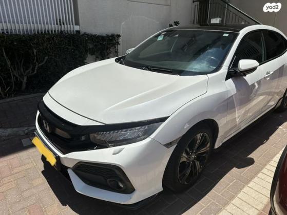 הונדה סיוויק האצ'בק החדשה Sport Plus אוט' 1.5 (182 כ"ס) בנזין 2019 למכירה ברעננה